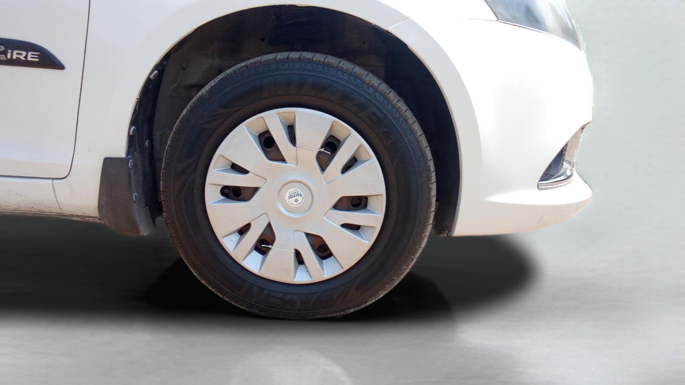 2015 Maruti Swift Dzire VXI, Petrol, Manual, 66,914 km, Right Front Wheel