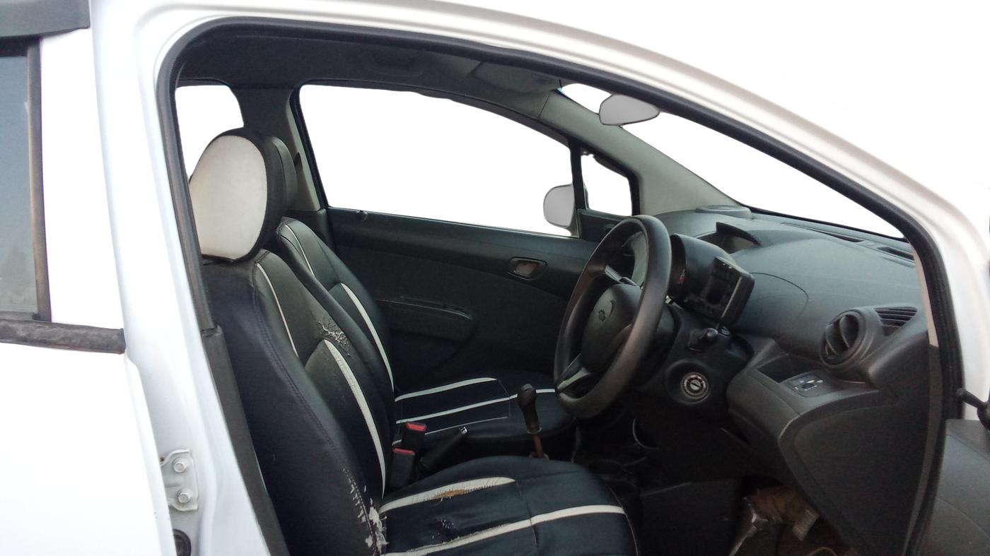 2011 Chevrolet Beat LS PETROL, Petrol, Manual, 73,371 km, Right Side Front Door Cabin
