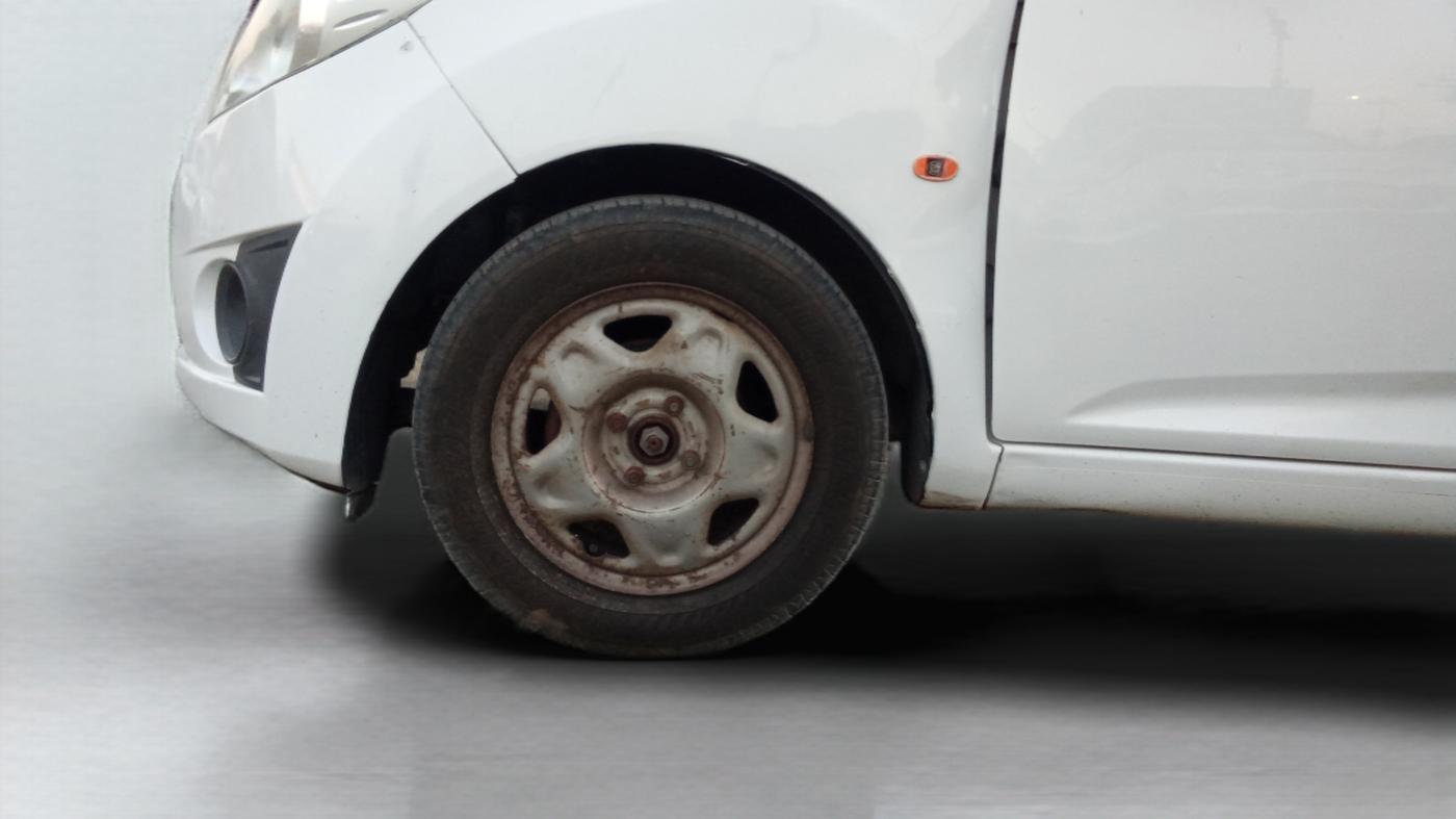 2011 Chevrolet Beat LS PETROL, Petrol, Manual, 73,371 km, Left Front Wheel