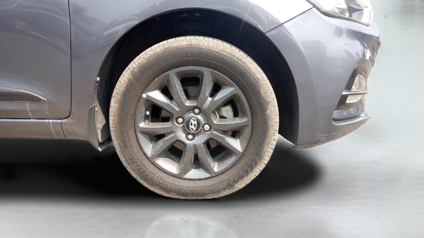 2018 Hyundai Elite i20 ASTA 1.2, Petrol, Manual, 86,551 km, Right Front Wheel