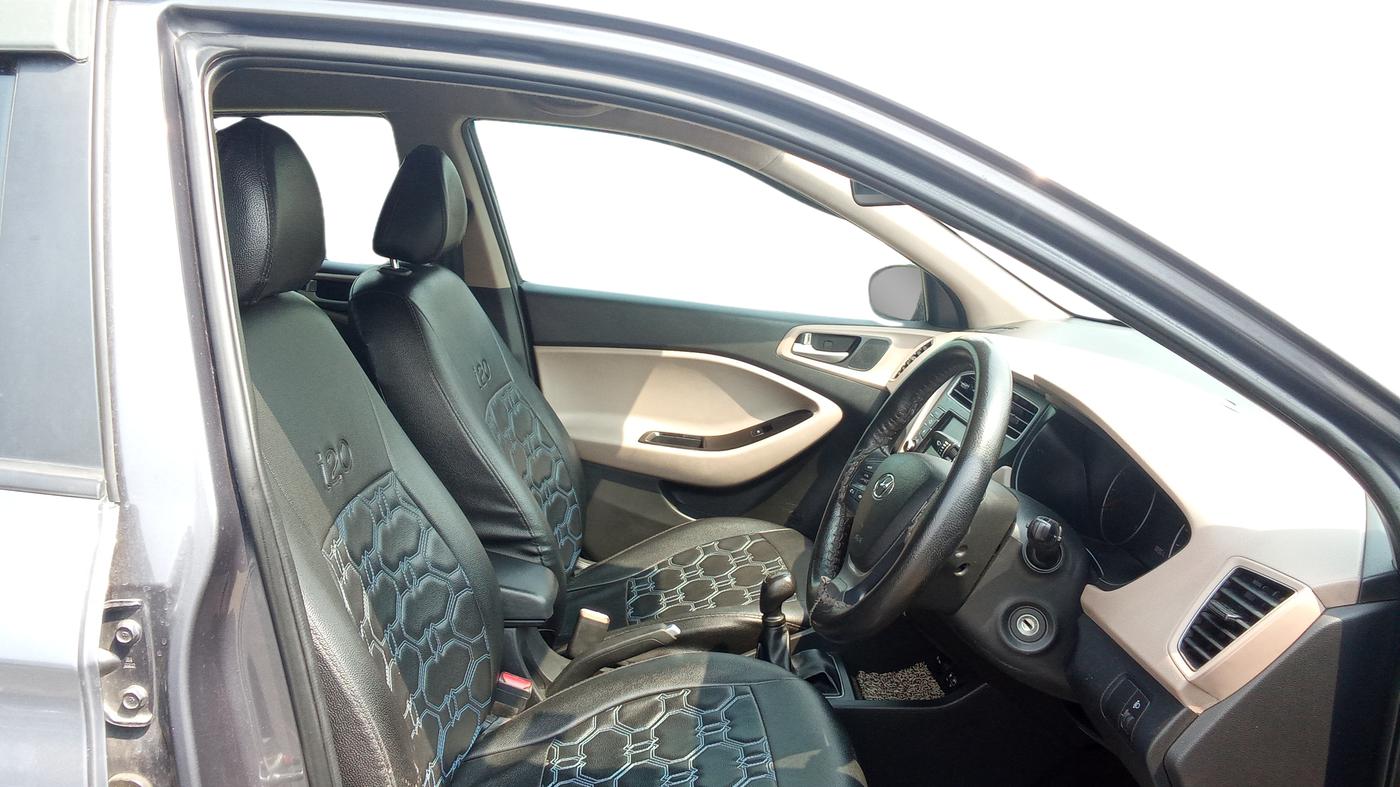 2018 Hyundai Elite i20 ASTA 1.2, Petrol, Manual, 86,551 km, Right Side Front Door Cabin