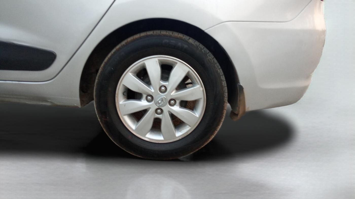 2014 Hyundai Xcent SX 1.2, Petrol, Manual, 77,005 km, Left Rear Wheel