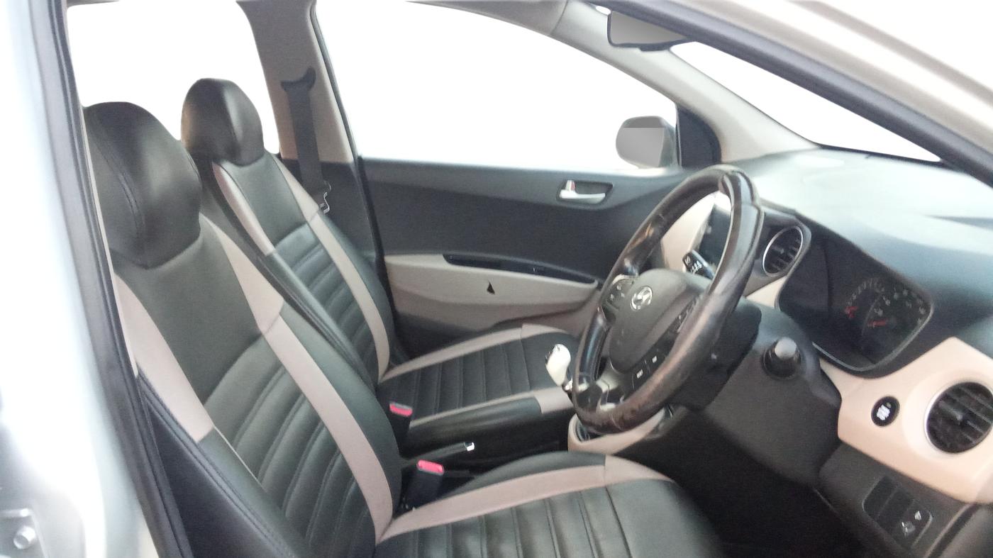 2014 Hyundai Xcent SX 1.2, Petrol, Manual, 77,005 km, Right Side Front Door Cabin