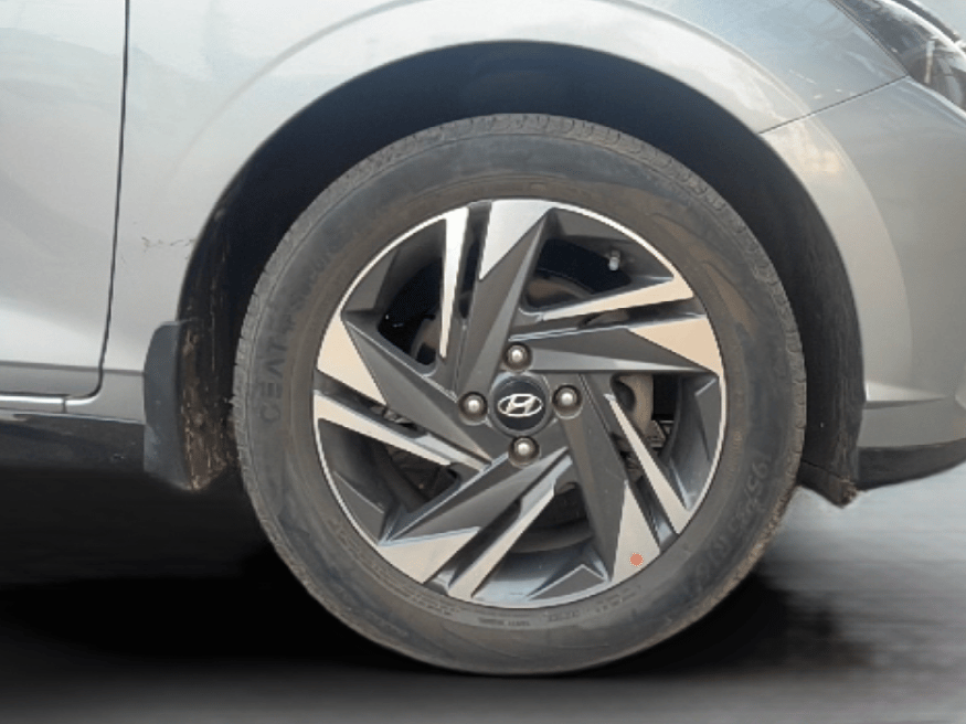 2021 Hyundai NEW I20 ASTA (O) 1.0 TURBO GDI DCT, Petrol, Automatic, 42,893 km, Right Front Wheel