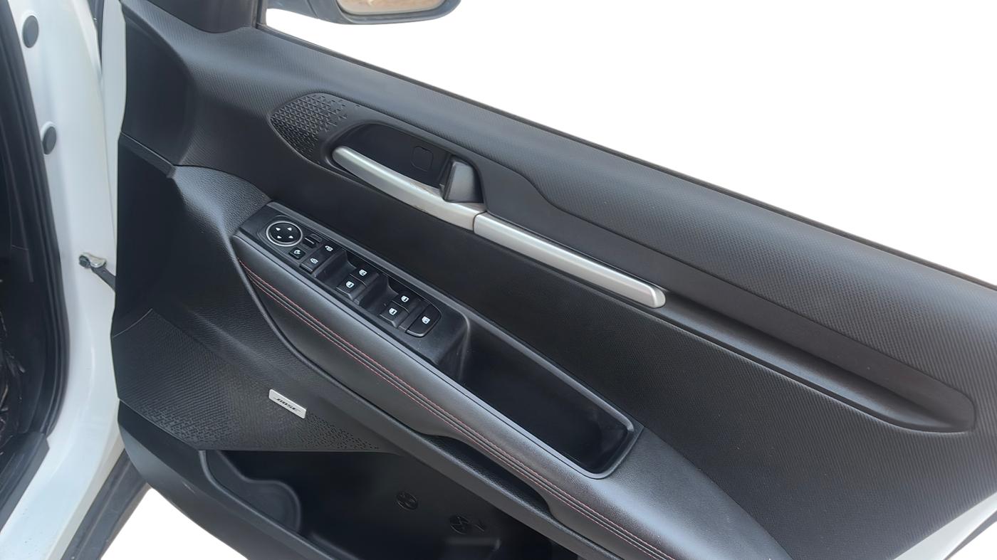 2020 KIA SONET GTX PLUS 1.0 DCT, Petrol, Automatic, 55,006 km, Driver Side Door Panel Controls