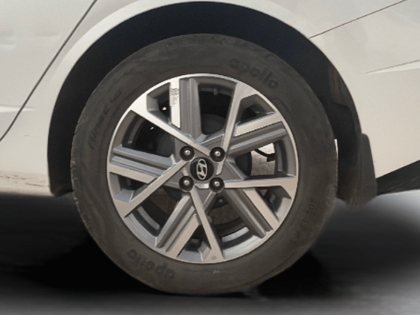 2023 Hyundai Verna SX 1.5 l MPI, Petrol, Manual, 22,481 km, Left Rear Wheel