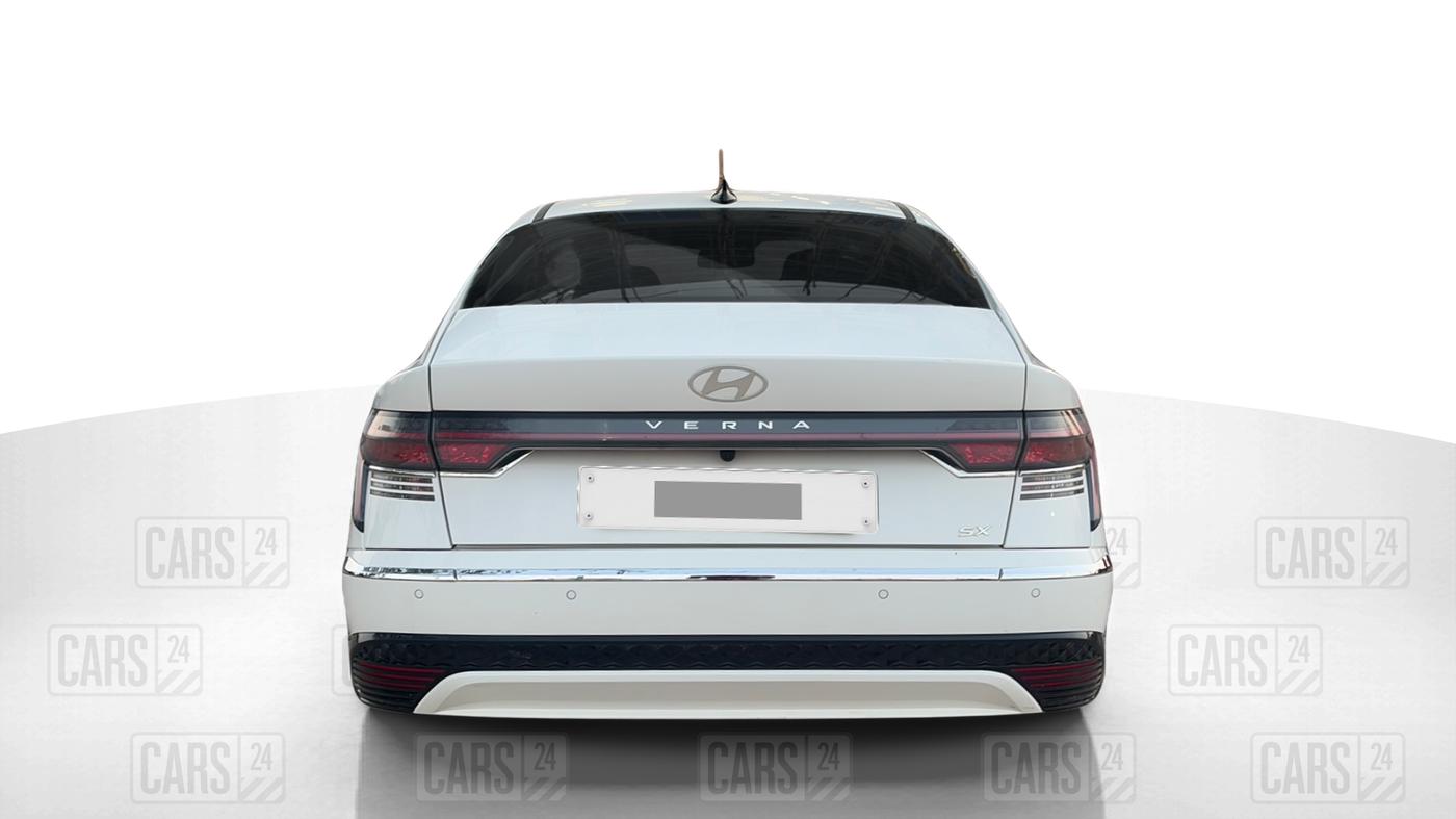 2023 Hyundai Verna SX 1.5 l MPI, Petrol, Manual, 22,481 km, Back/Rear