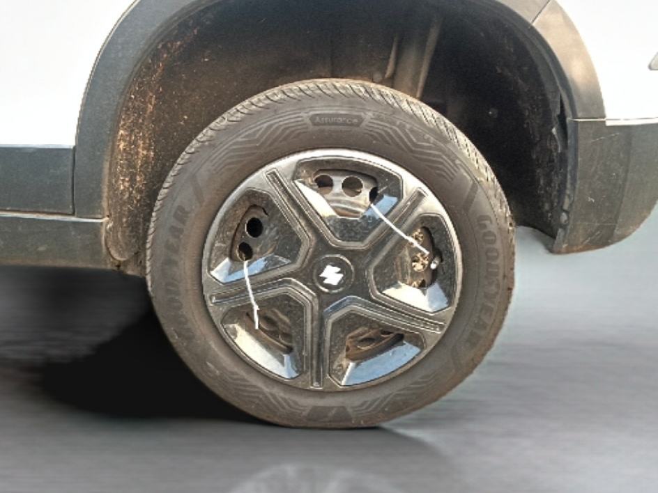 2019 Maruti Vitara Brezza VDI, Diesel, Manual, 89,000 km, Left Rear Wheel