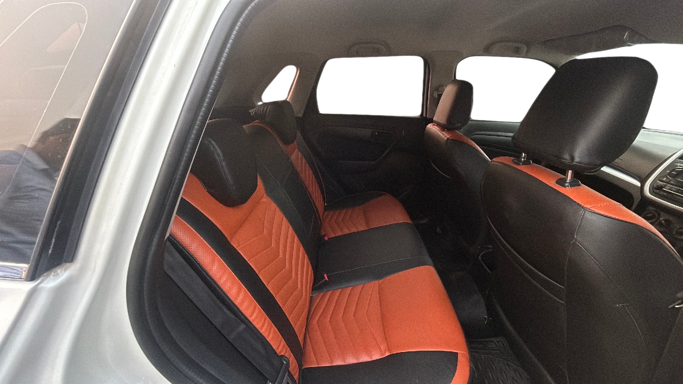 2019 Maruti Vitara Brezza VDI, Diesel, Manual, 89,000 km, Right Side Rear Door Cabin