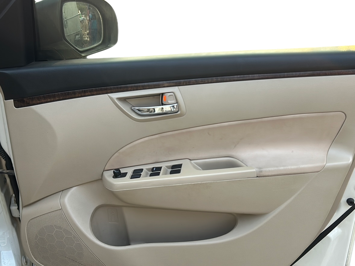 2014 Maruti Swift Dzire VDI, Diesel, Manual, 93,000 km, Driver Side Door Panel Controls