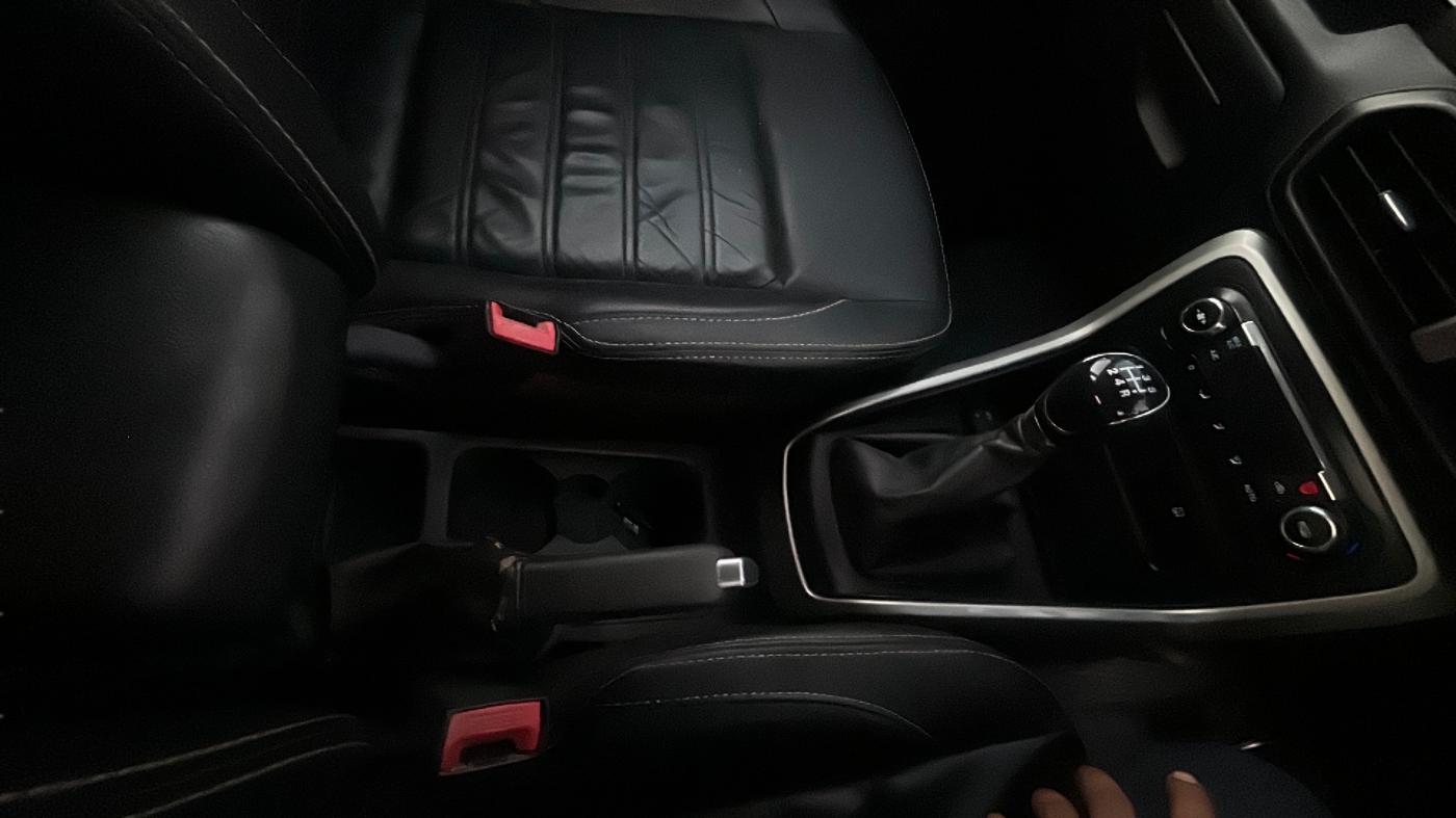 2018 Ford Ecosport TITANIUM + 1.5L DIESEL, Diesel, Manual, 85,000 km, Gear Lever