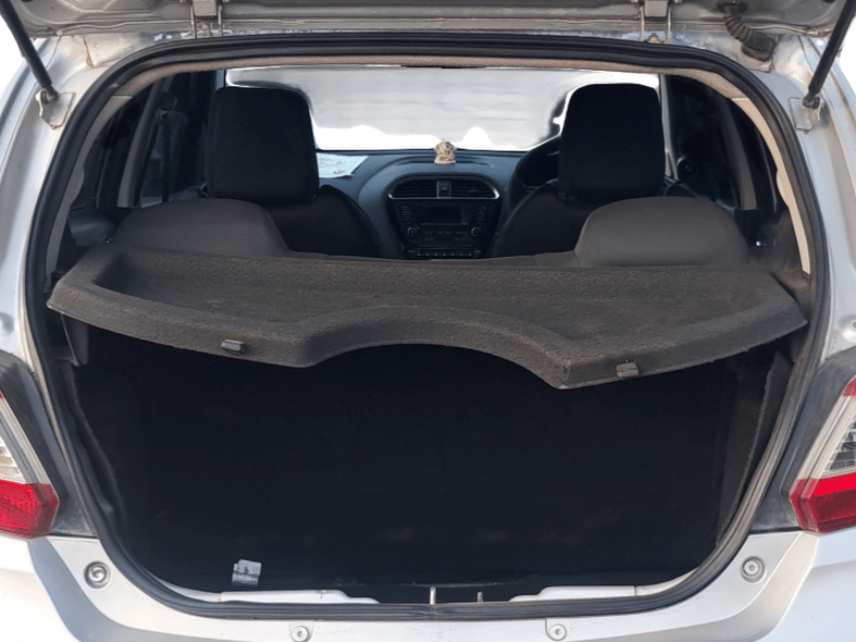 2019 Tata Tiago XZ DIESEL, Diesel, Manual, 90,000 km, Boot Inside