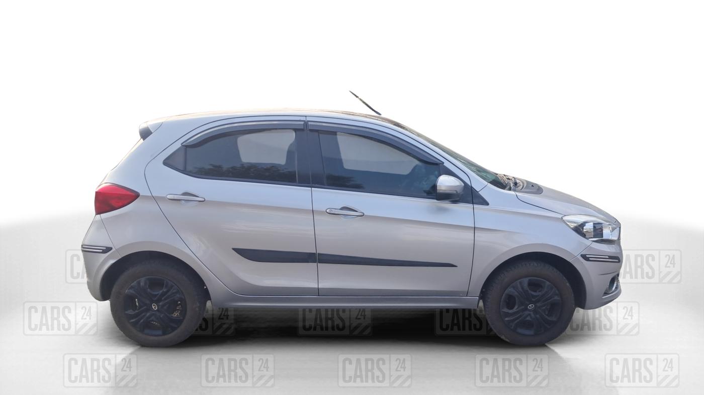 2019 Tata Tiago XZ DIESEL, Diesel, Manual, 90,000 km, Right Side View