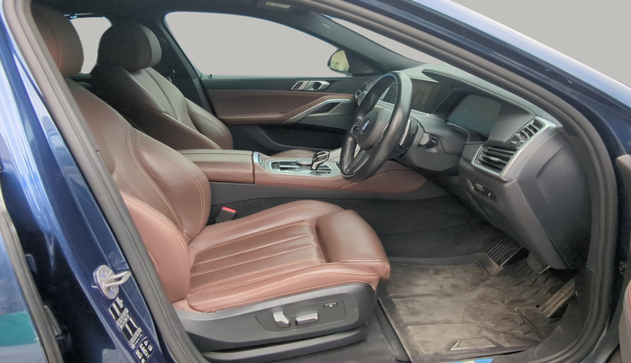2020 BMW X6 XDRIVE 40i XLINE, Petrol, Automatic, 36,384 km, Right Side Front Door Cabin